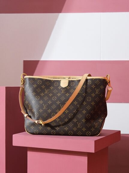Lv Bag 03